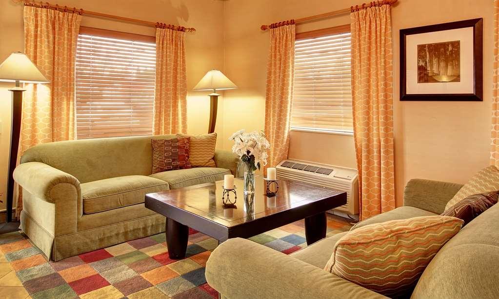 Hotel The